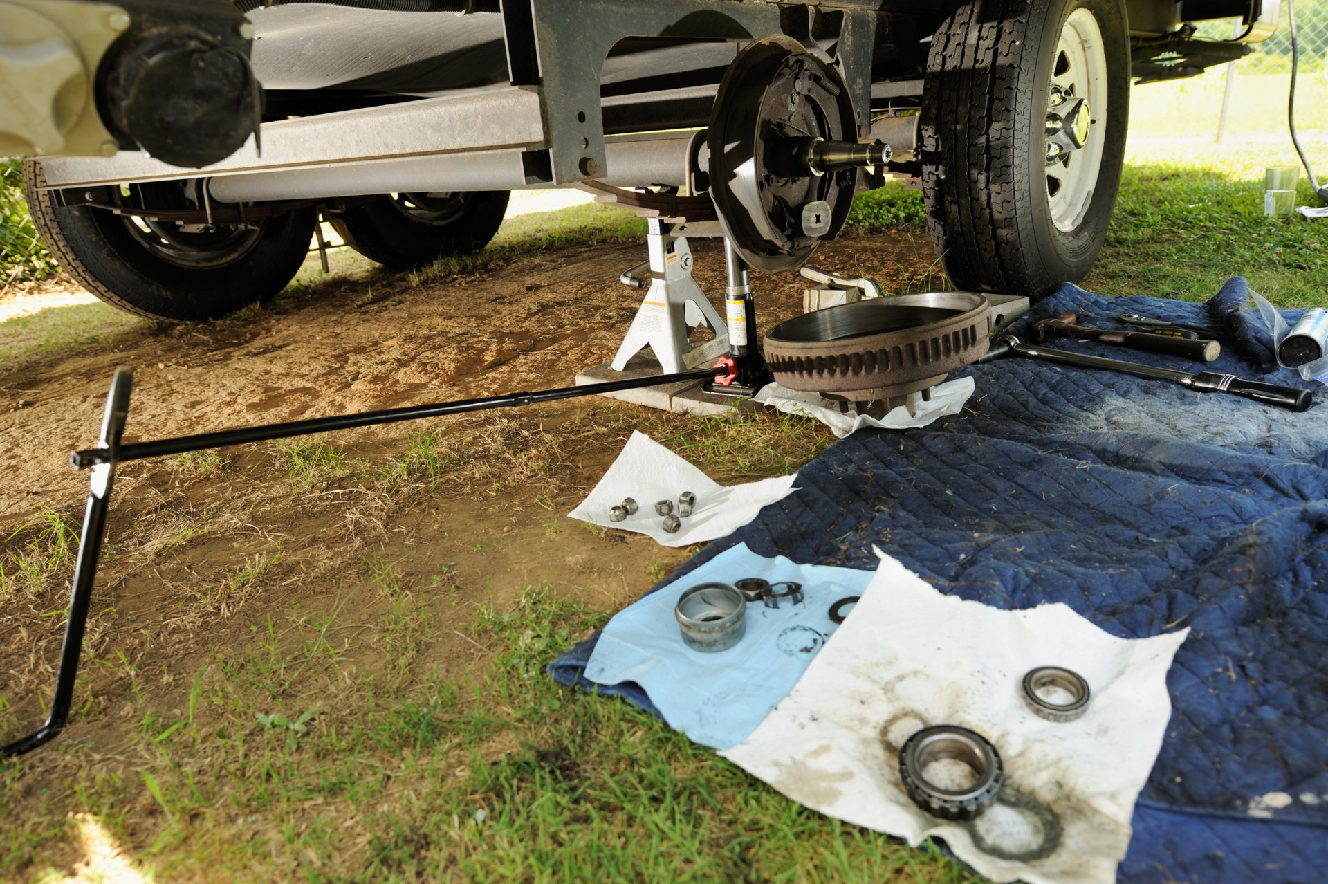 Wheel service on recreational vehicle